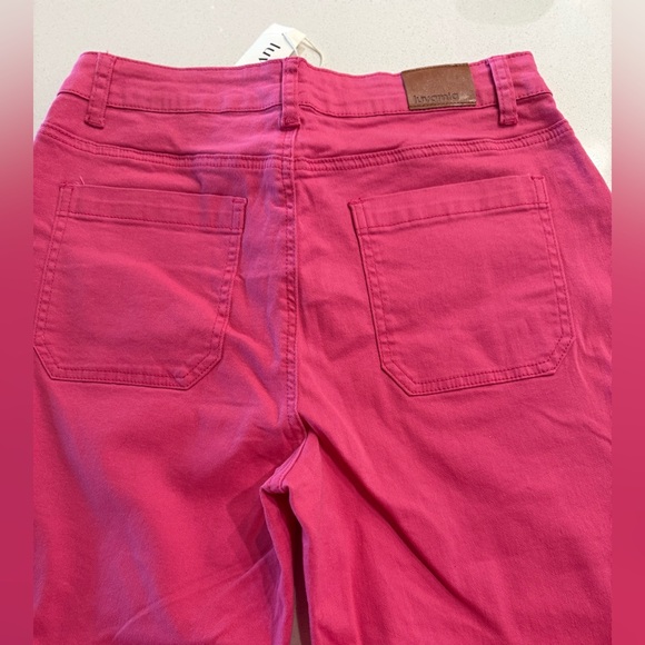 NWT luvamia Vibrant Pink Flared Stretch Denim Pants Size Large - Picture 7 of 9